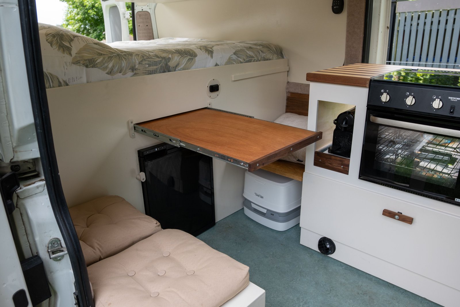 Zonnewijzer campervan atmosphere