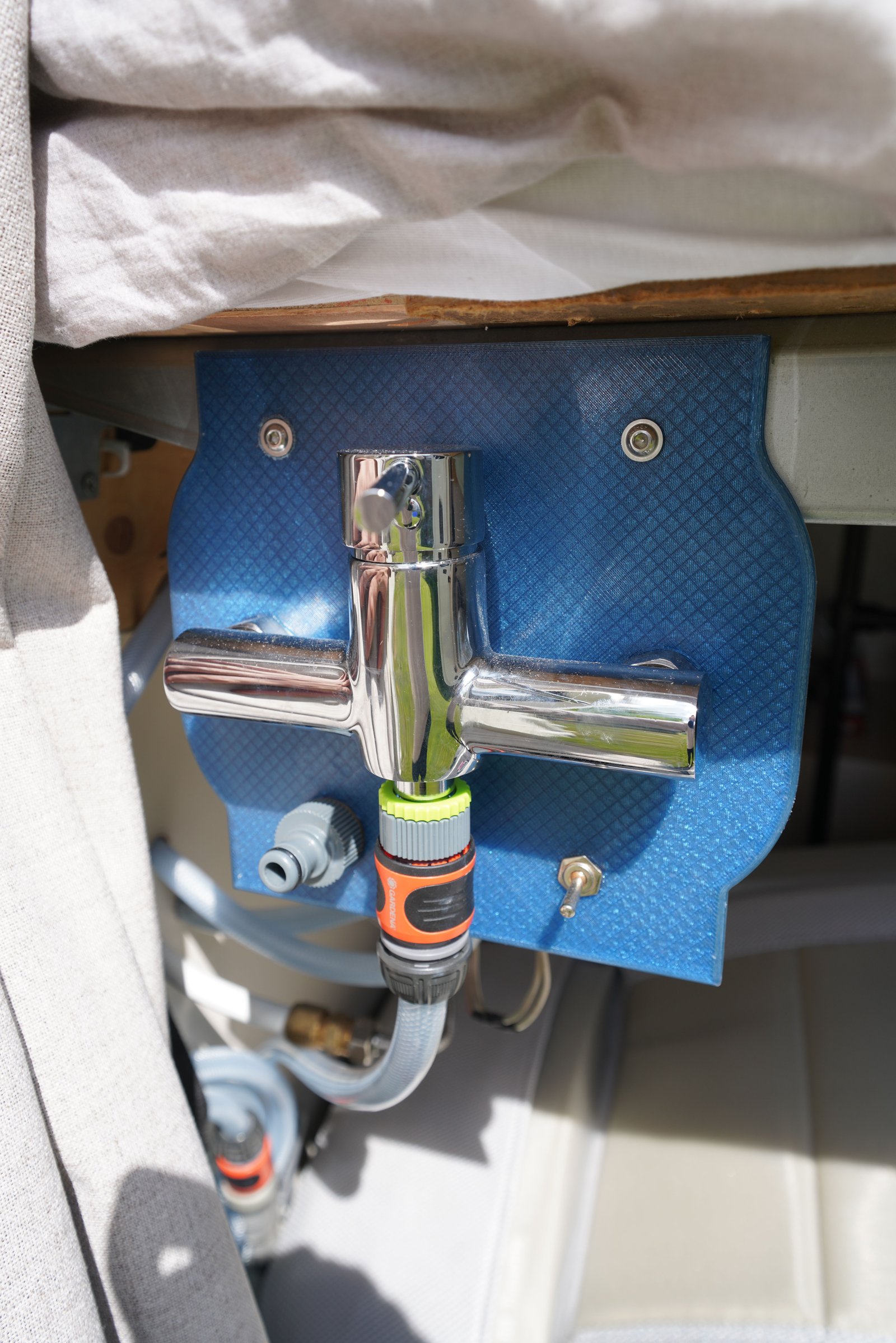 Albatros campervan exterior